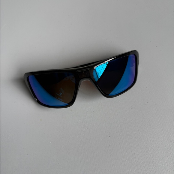 Oakley Double Edge Sunglass Grey Smoke Frame/ Prizm Sapphire  Oakley Double Edge Smoke Grey Frames with Saphire Prizm Lenses